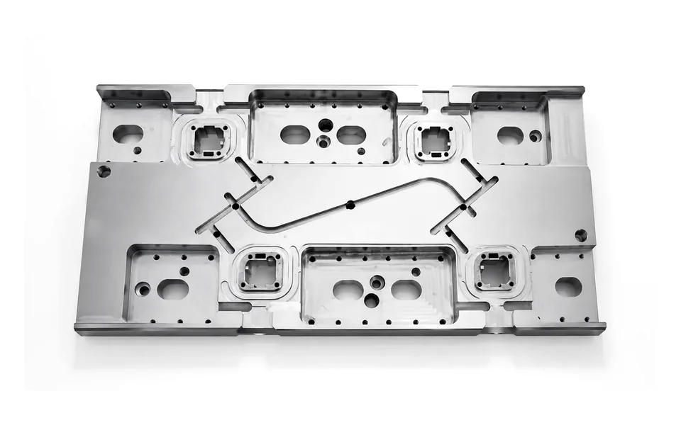 Die casting mold tooling for metal components